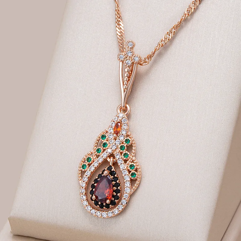 Elegant röd mandala halsband